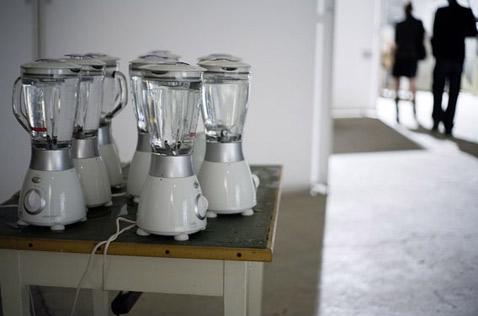    Das Goldfish-Kommando.  " "    ,  , ,     ( Matthias Bildstein).