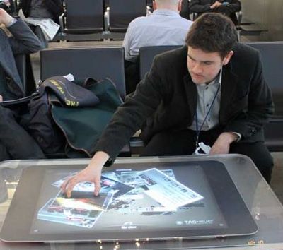       JCDecaux Airport     TAG Hauer