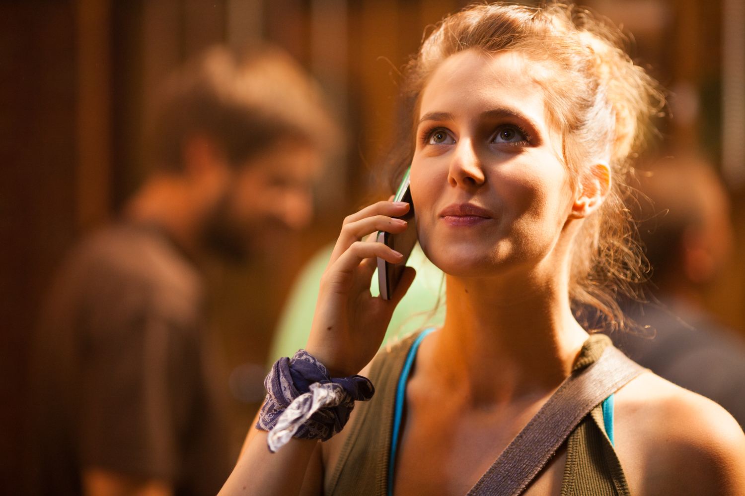 Фото девушки с рекламы мегафон