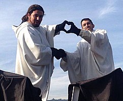 Самое долгое рукопожатие