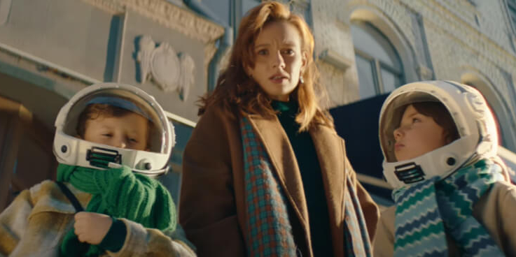 «Мир», Apple Pay и Instinct показали мир, в котором всё легко, даже когда день тяжёлый