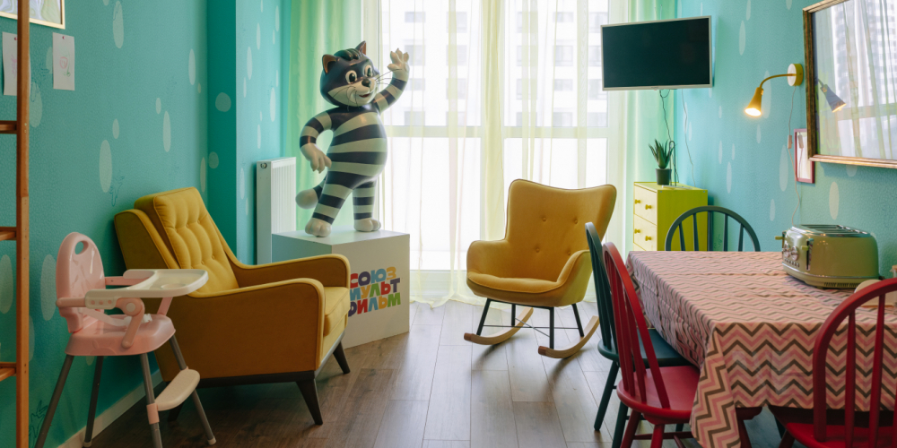 Дверь в «Простоквашино»: в Москве можно арендовать квартиру Дяди Фёдора