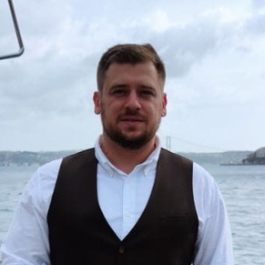 Борислав Белухин