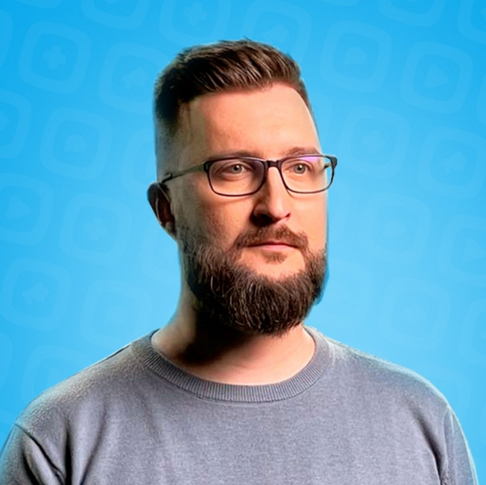 Дмитрий Илюхин 