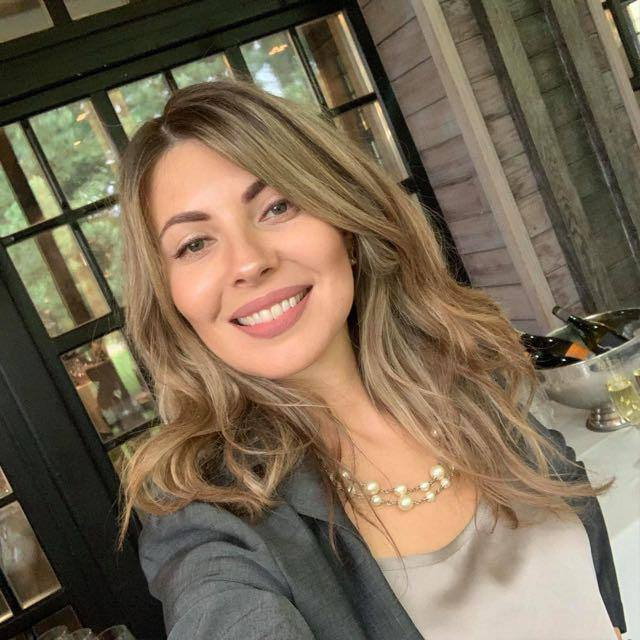 Елена Резникова