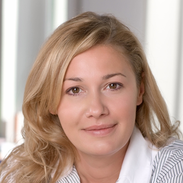 Элла Стюарт