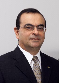   Nissan   (Carlos Ghosn),