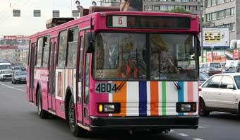 We R.Signs сделала рекламоноситель для совместного проекта Media Wise и Glamour