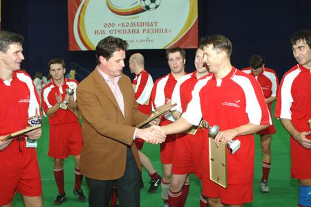 SPN Ogilvy PR    "-84" - " "