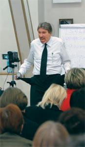 ����� ����