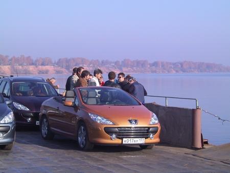 Агентство "Маслов, Сокур и партнеры" провело экскурсию по русским городам на новых Peugeot 307