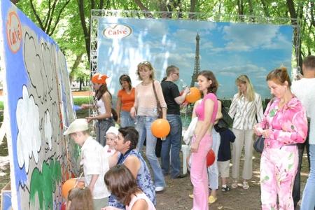 "Зеленый коридор" и PR-агентство Starget провели в Днепропетровске пикник со "Вкусом странствий"