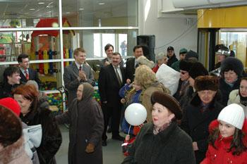 5- IKEA    1    (, 2005 )