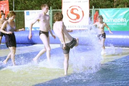 26    High Dive    -       