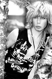 На МУЗ-ТВ сейчас идет работа над тремя реалити-шоу. Одно с Сергеем Зверевым