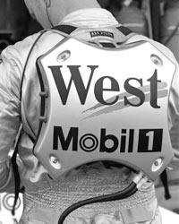 Технология охлаждения, задействованная разработчиками проекта, уже использовалась на «Формуле-1» – в одежде механиков команды McLaren