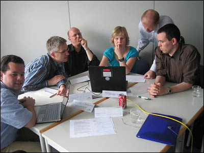 Одним из традиционных вопросов, возникающих при создании рассылки, является ее наполнение, то есть создание оригинального, интересного контента