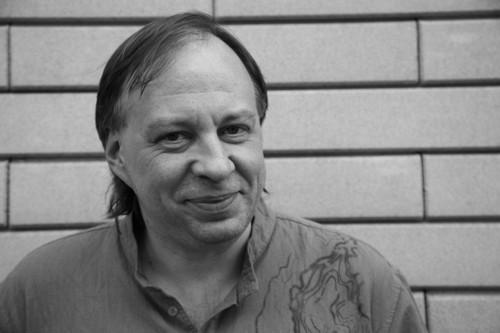 Олег Лапшин - креативный директор Grey Moscow