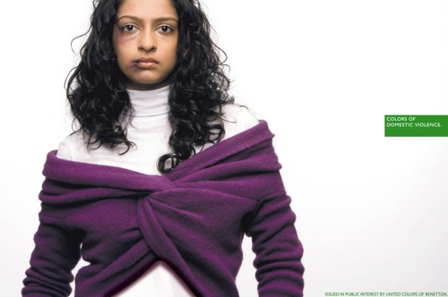 United colors of Benetton показывает цвета побоев