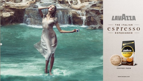 Макеты для наружной рекламы календаря Lavazza от Энни Лейбовитц