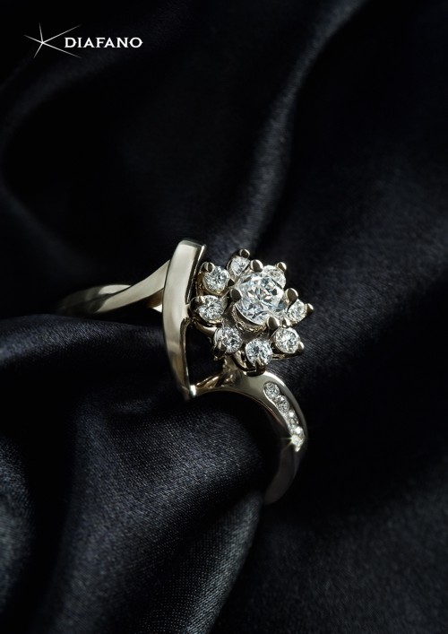 Diamonds in black - ""  DIAFANO