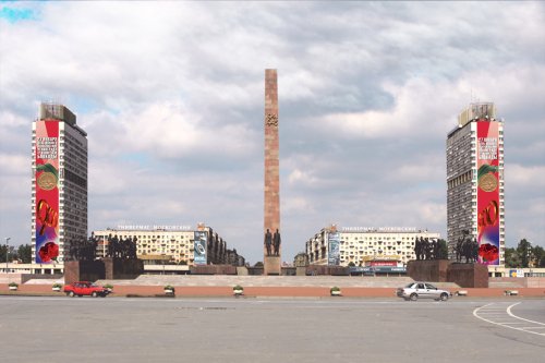 Наружная реклама в Петербурге посвященная 65-й годовщине полного освобождения Ленинграда от фашистской блокады