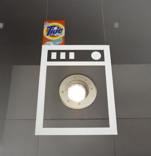 Ambient-реклама порошка Tide от Leo Burnett Moscow