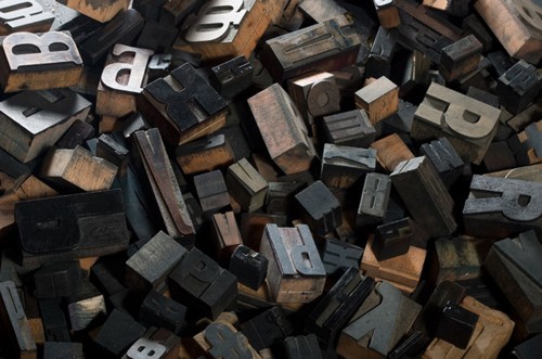  ""  -    GMUND,  "-",  " "   FRONT:DESIGN