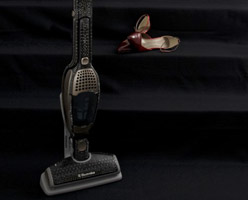 Пылесос Electrolux Ergorpaido инкрустированный 3730 кристаллами "Crystallized" компании Swarovski Elements