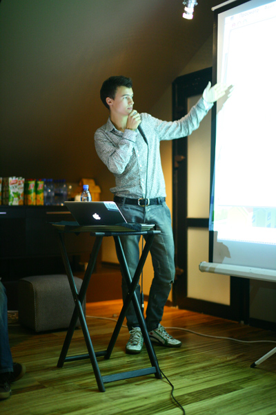 ,  "", ,  BarBarella,  