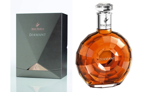Бриллиантовый коньяк Remy Martin