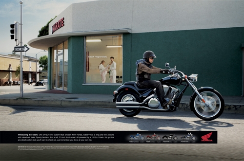 Реклама мотоцикла Honda Sabre
