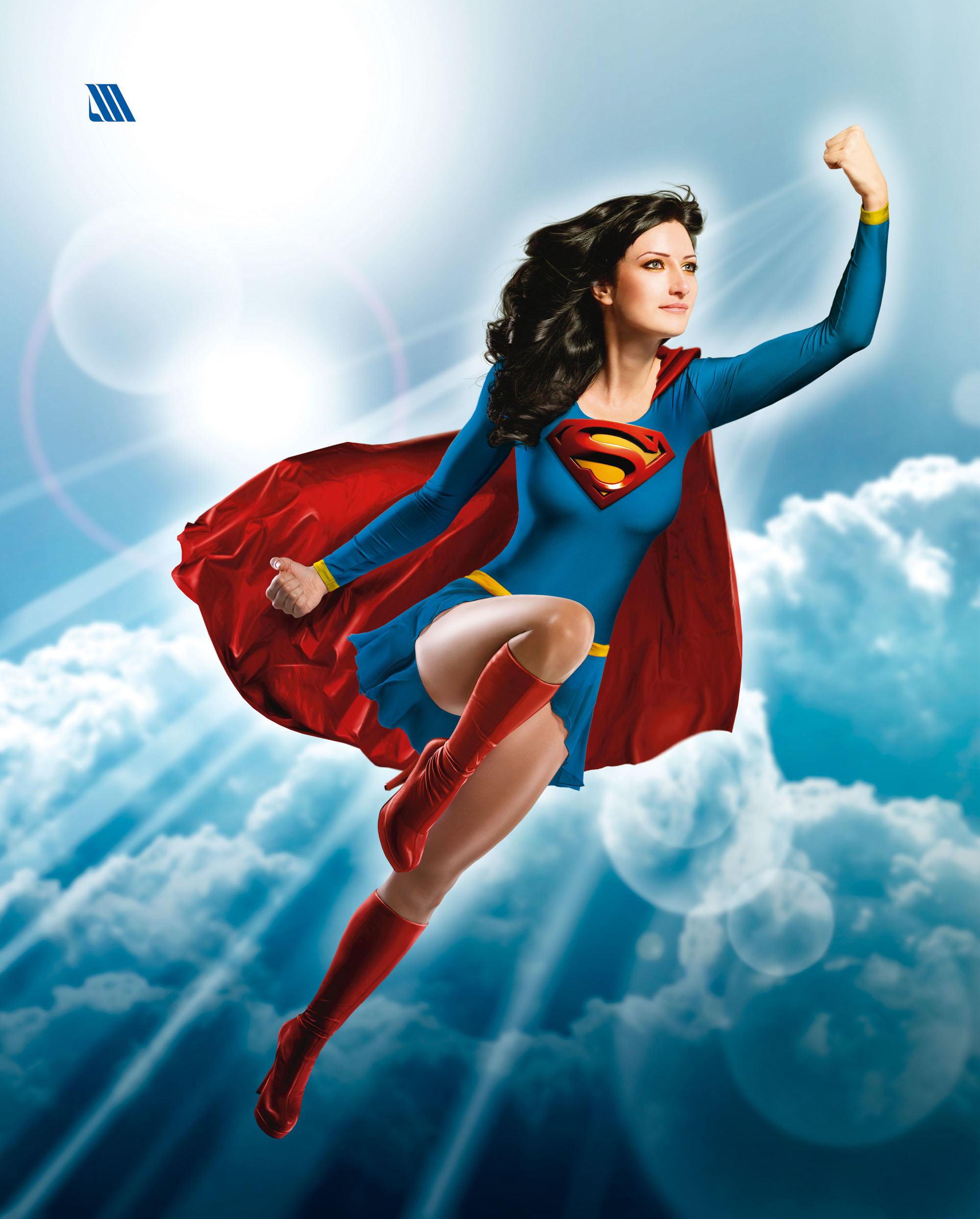 The super girl 1979. Супервумен Марвел. Меган Фокс Супергерл. Супермен и Супервумен. Супергерл и Супервумен.