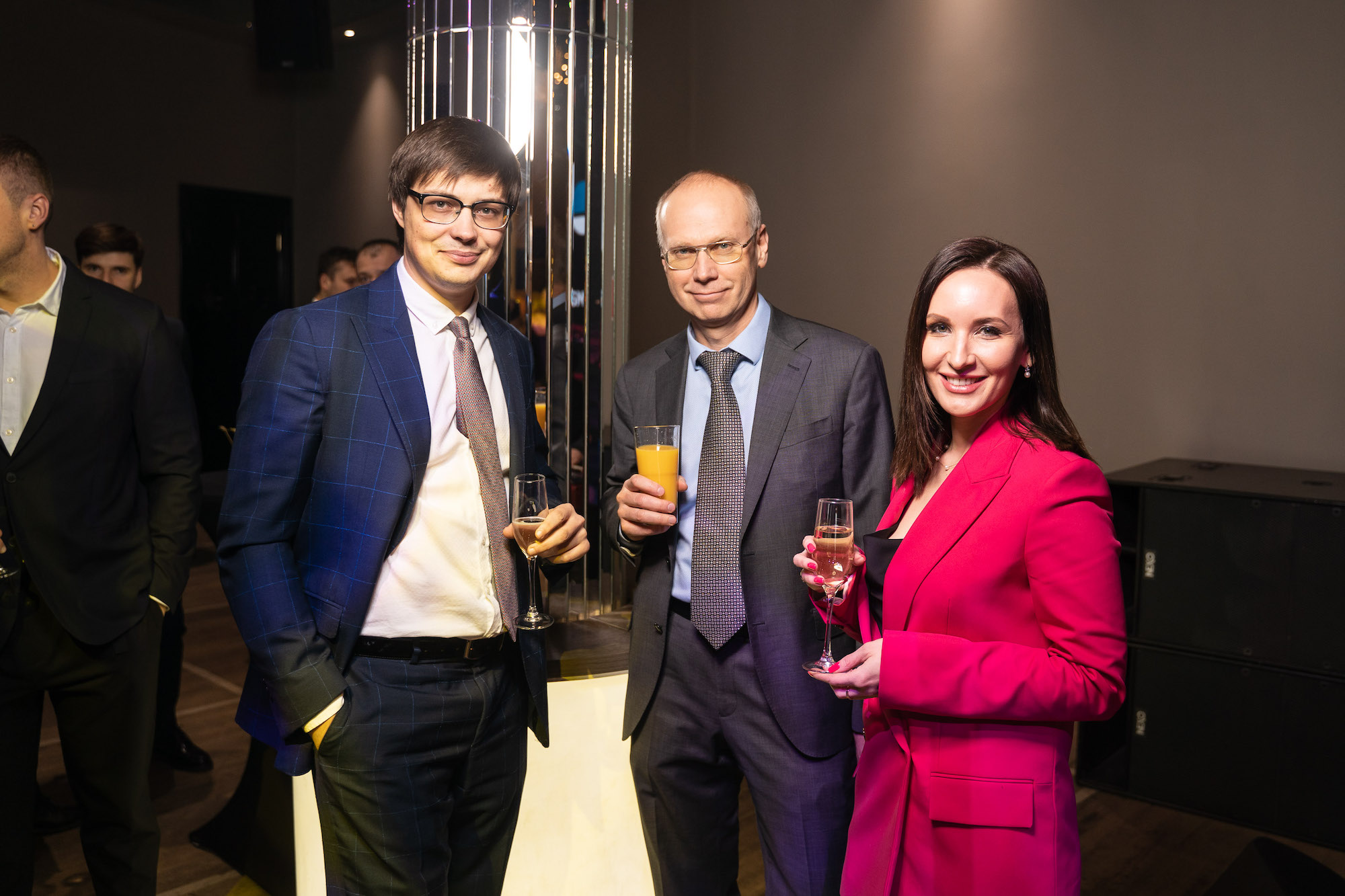 Максим Реснянский, Александр Акимов и Татьяна Кирикова, МОСОБЛРЕКЛАМА