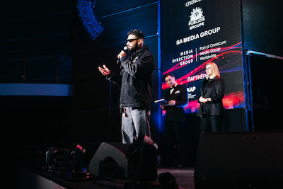 Тимур Юнусов, ТОП АРТИСТ; Максим Брызгалин, ВЕДУЩИЙ; Марина Дмитриева, GUERLAIN