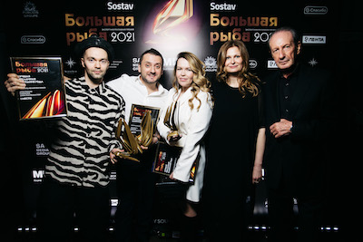 Артем Синявский и Андрей Коротыкин, MARVELOUS; Анастасия Ростовцева, Avon; Оксана Шевченко, PUBLICIS GROUPE; Александр Рапопорт, АКТЕР