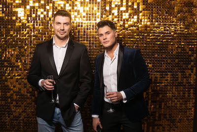 Александр Дуброва и Сергей Дудинский, ПЕВЕЦ