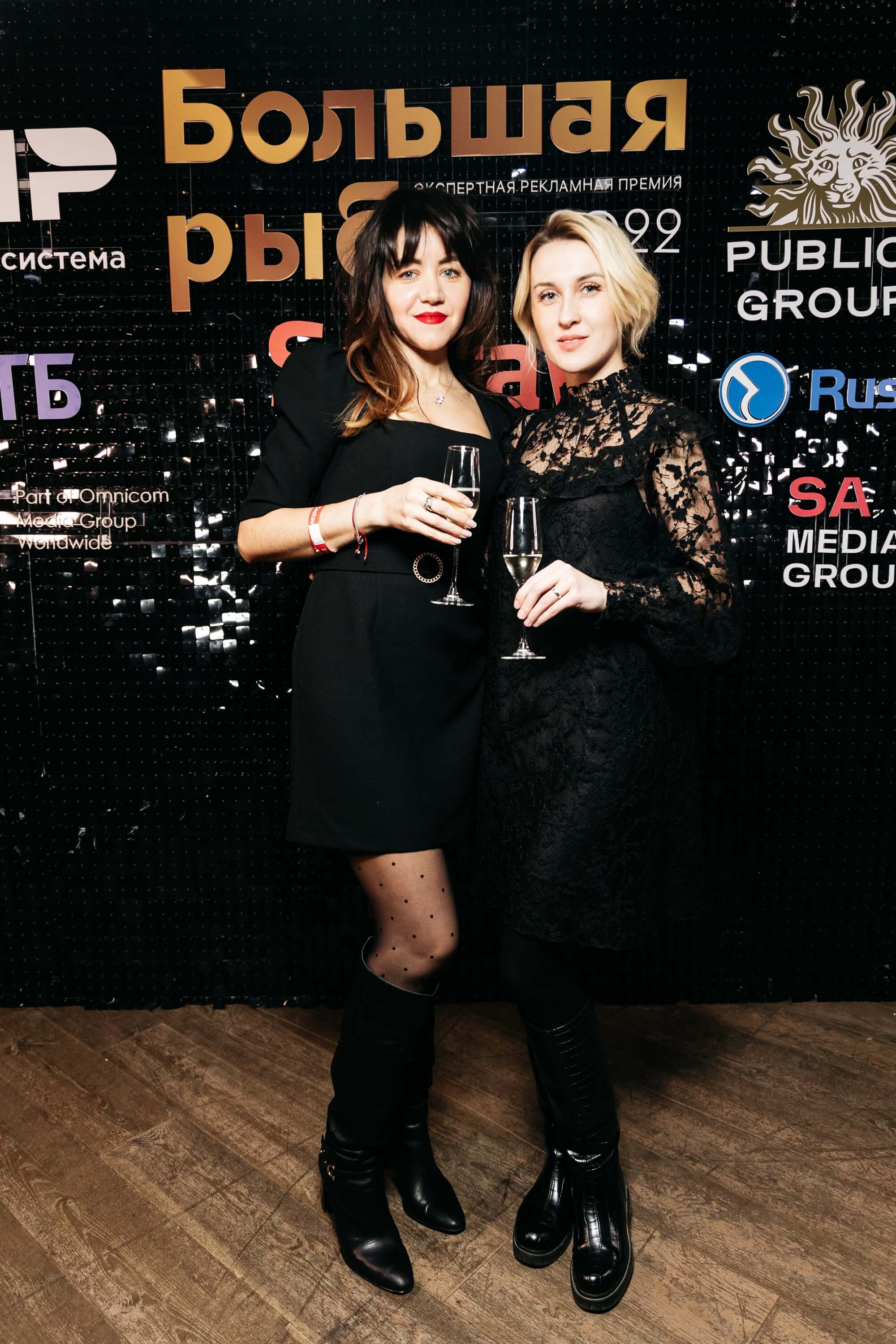 Кристина Григорьева и Юлия Крючкина, ВТБ