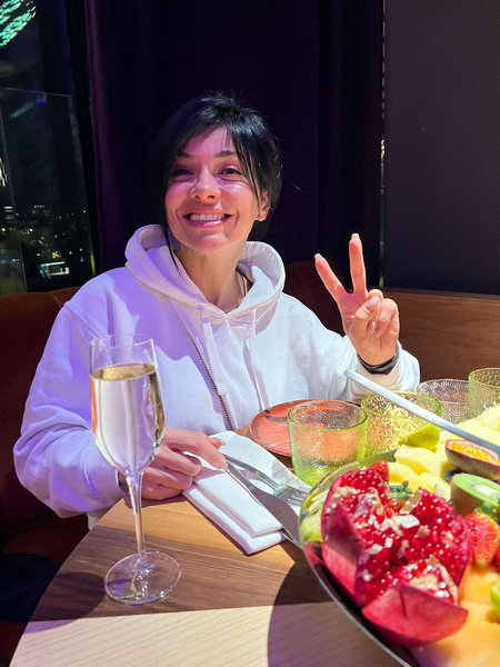 Виктория Инкелес, Sostav