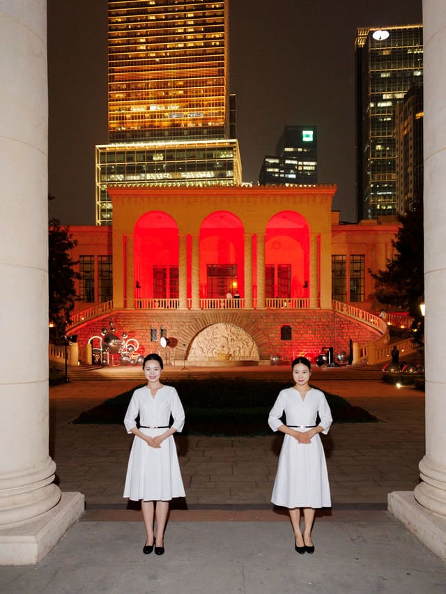 Первый ужин в Shanghai Exhibition Center