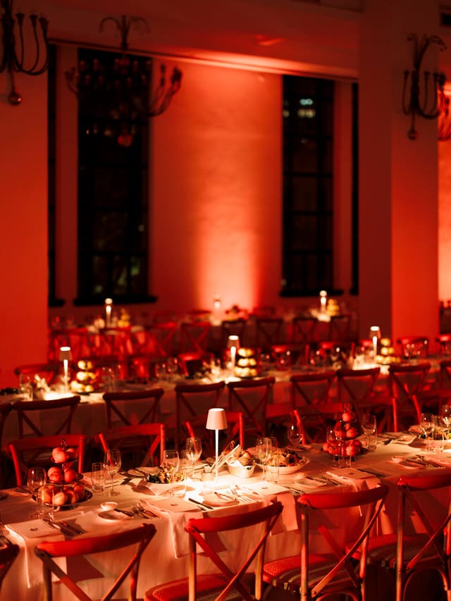 Первый ужин в Shanghai Exhibition Center