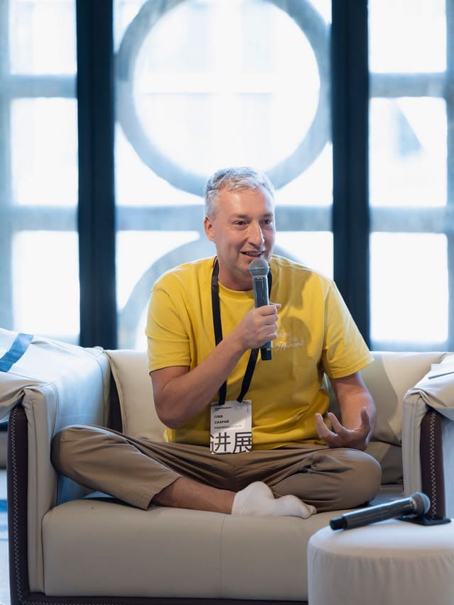 Глеб Сахрай