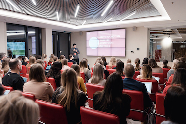 Евгений Давыдов