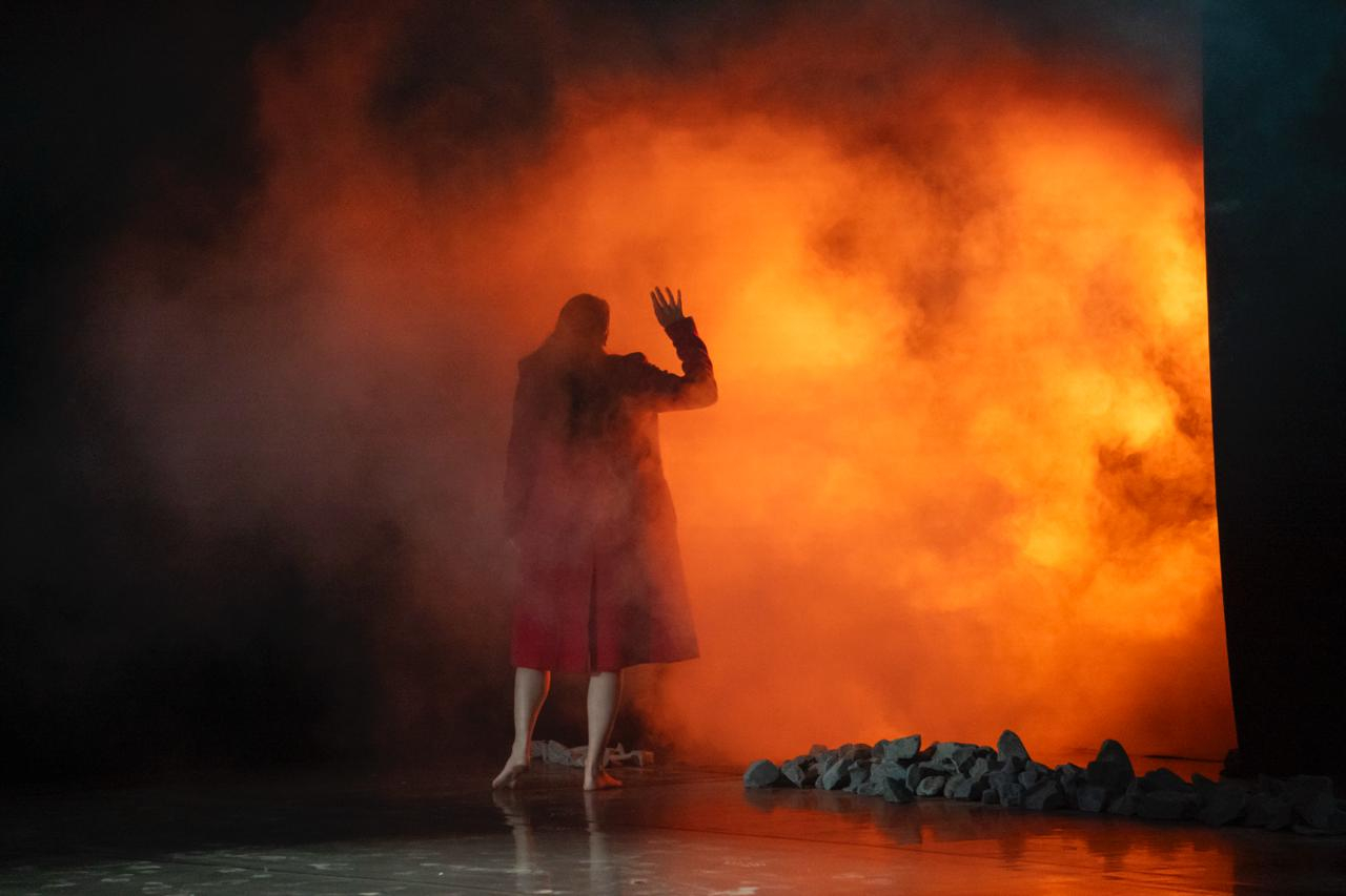 Опера Алины Подзоровой «Периодическая система».