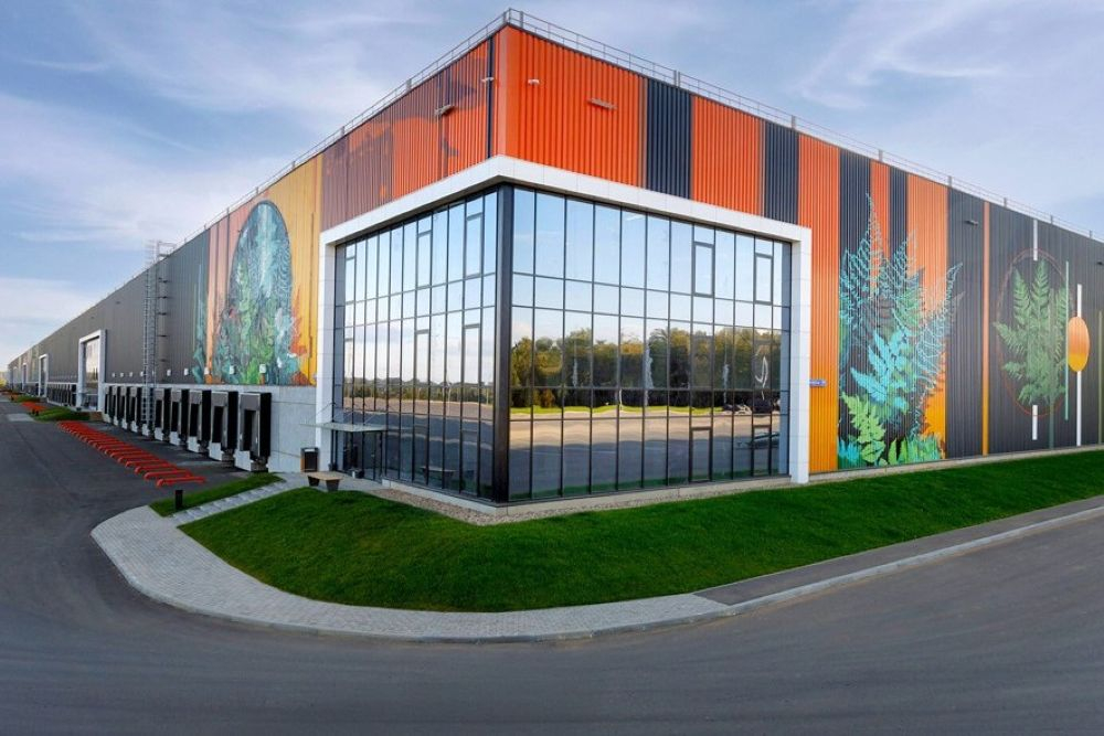 IEK GROUP автоматизировала распределительный центр в Новой Москве