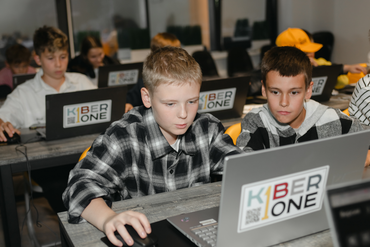 Занятие в школе программирования KIBERone