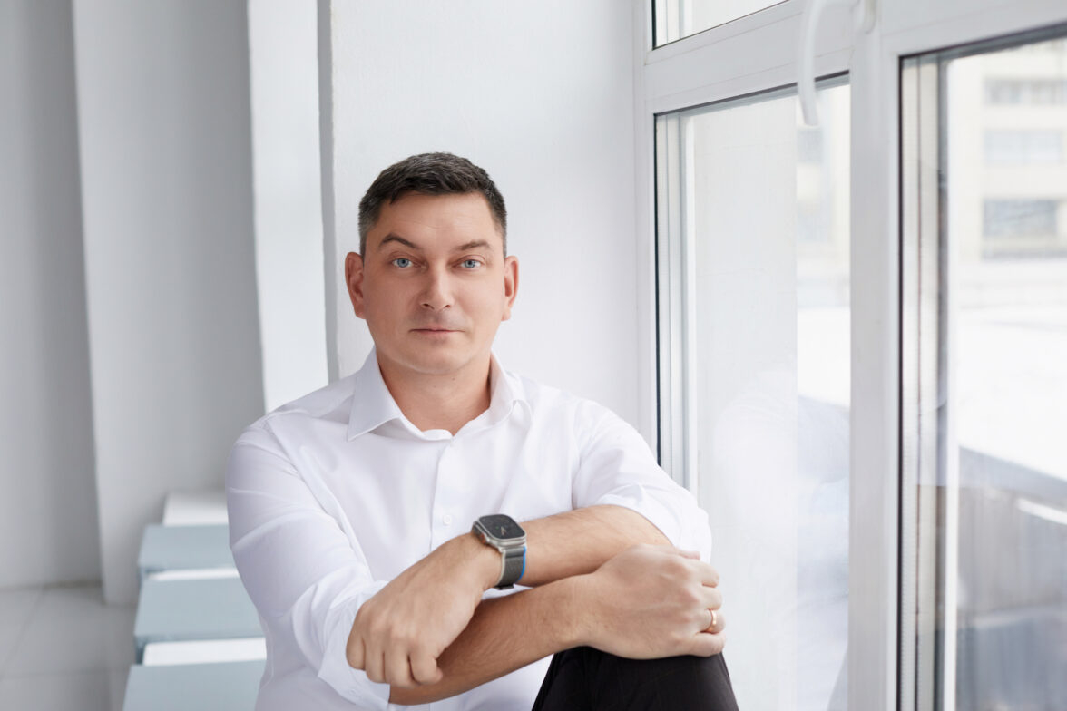 Источник фото: официальный сайт Максима Батырева