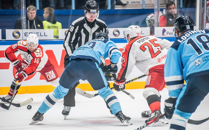 Матч КХЛ Сибирь - Автомобилист