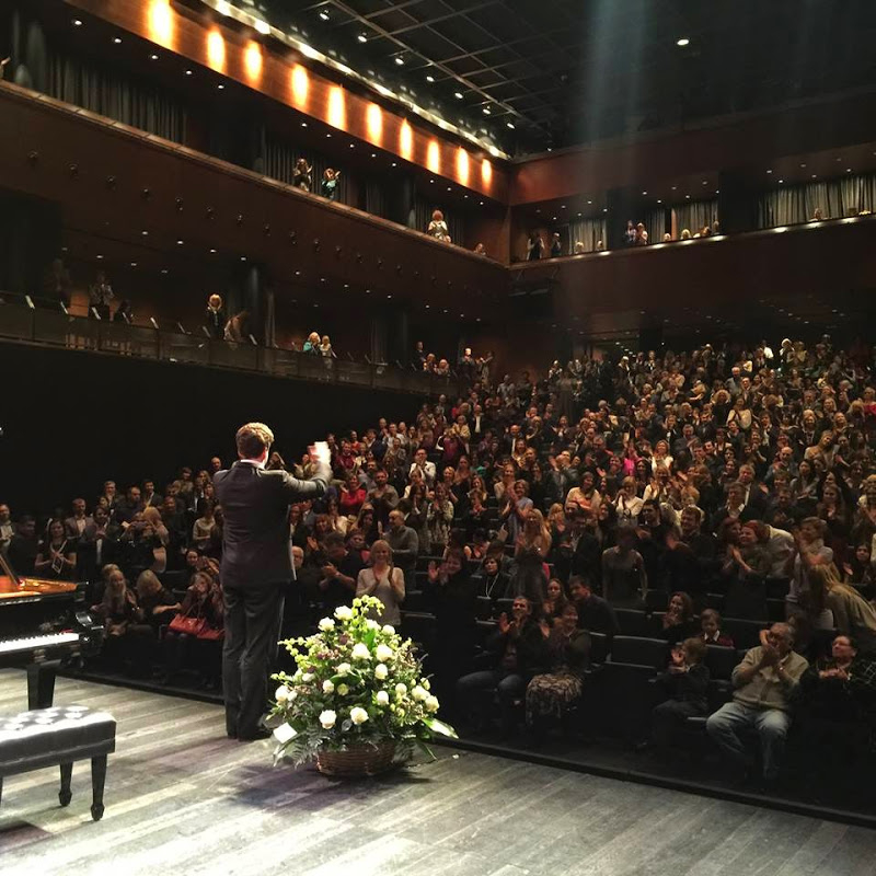 Концертный зал Барвиха Luxury Village – актуальная афиша