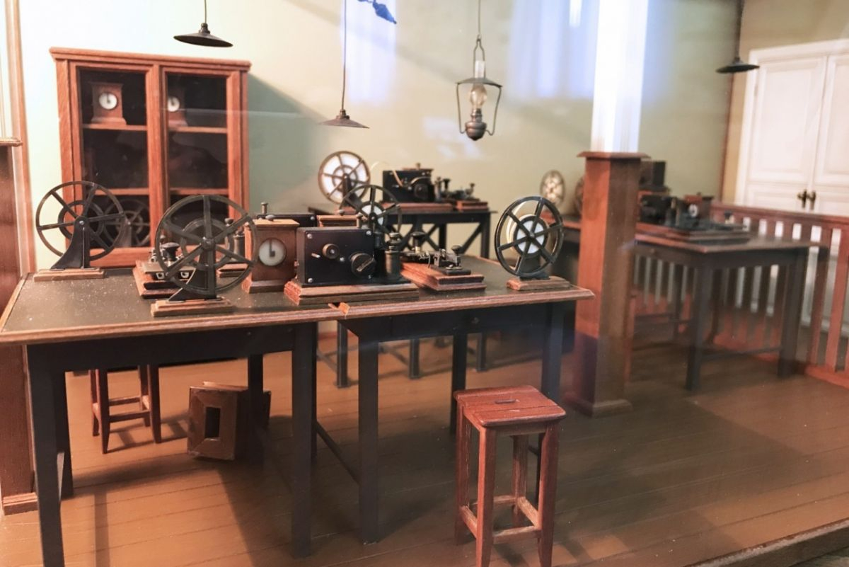 Рабочий стол телеграфиста в 1851 году